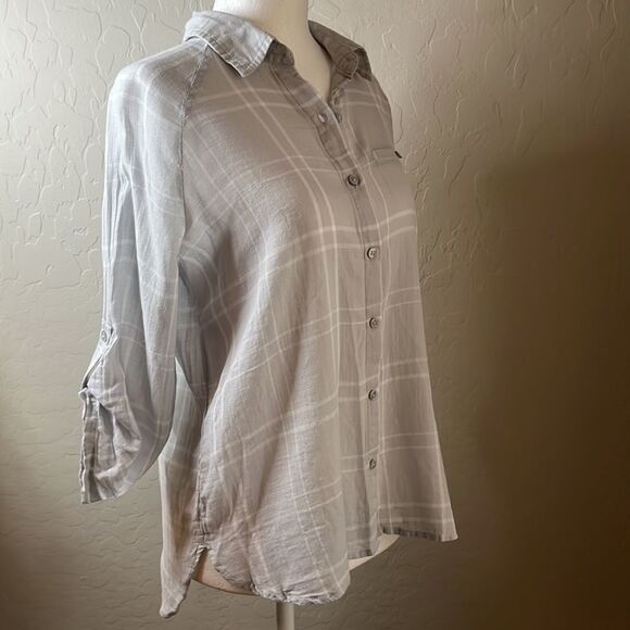 ATTENTION light blue gray button down shirt one front pocket cropped sleeves XS - Picture 5 of 11